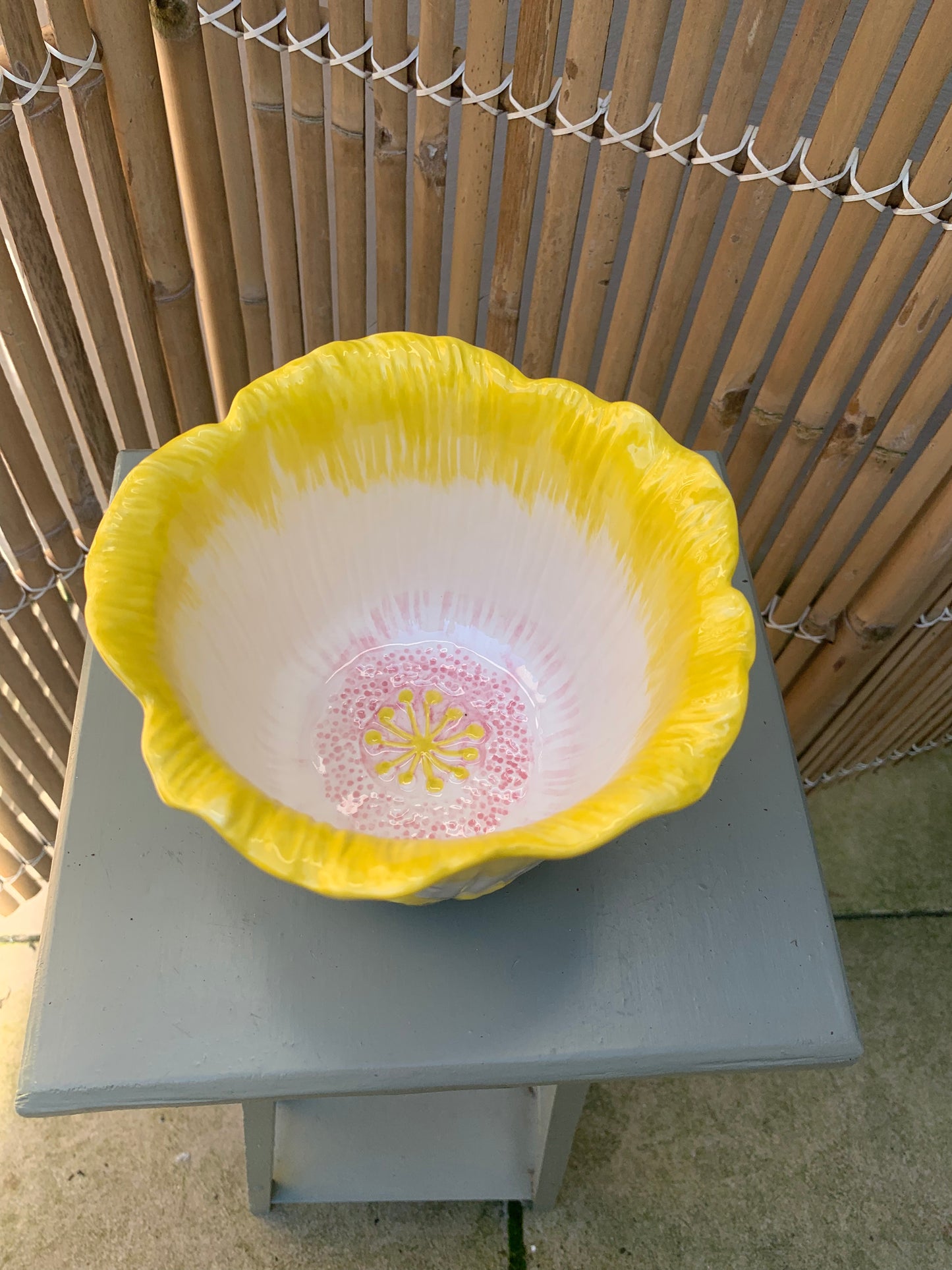 Bloempot in bloem vorm