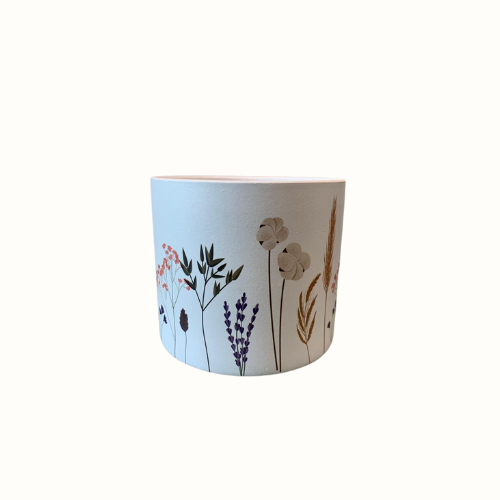 Bloempot wit met bloemen