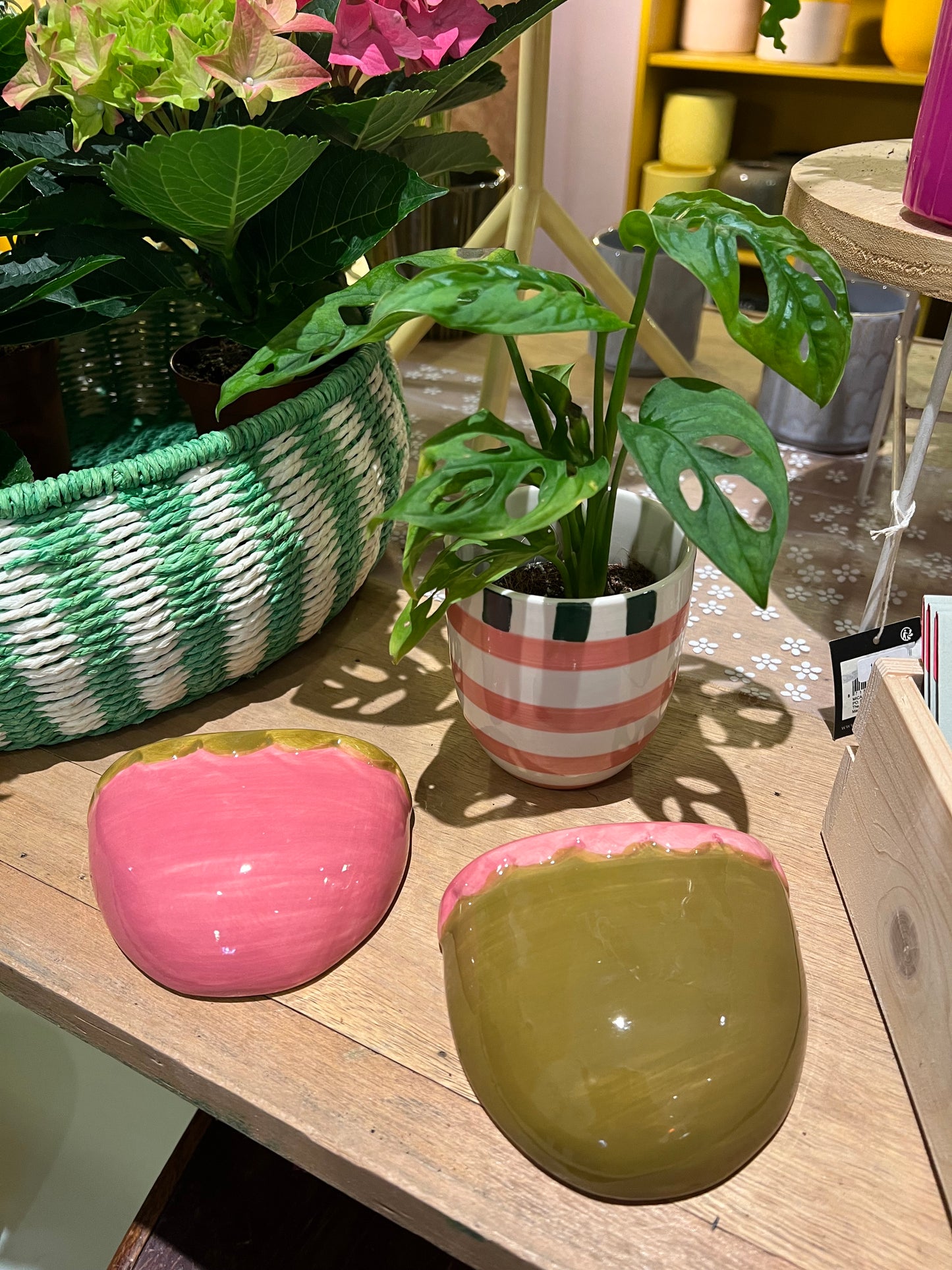 Bloempot gestreept