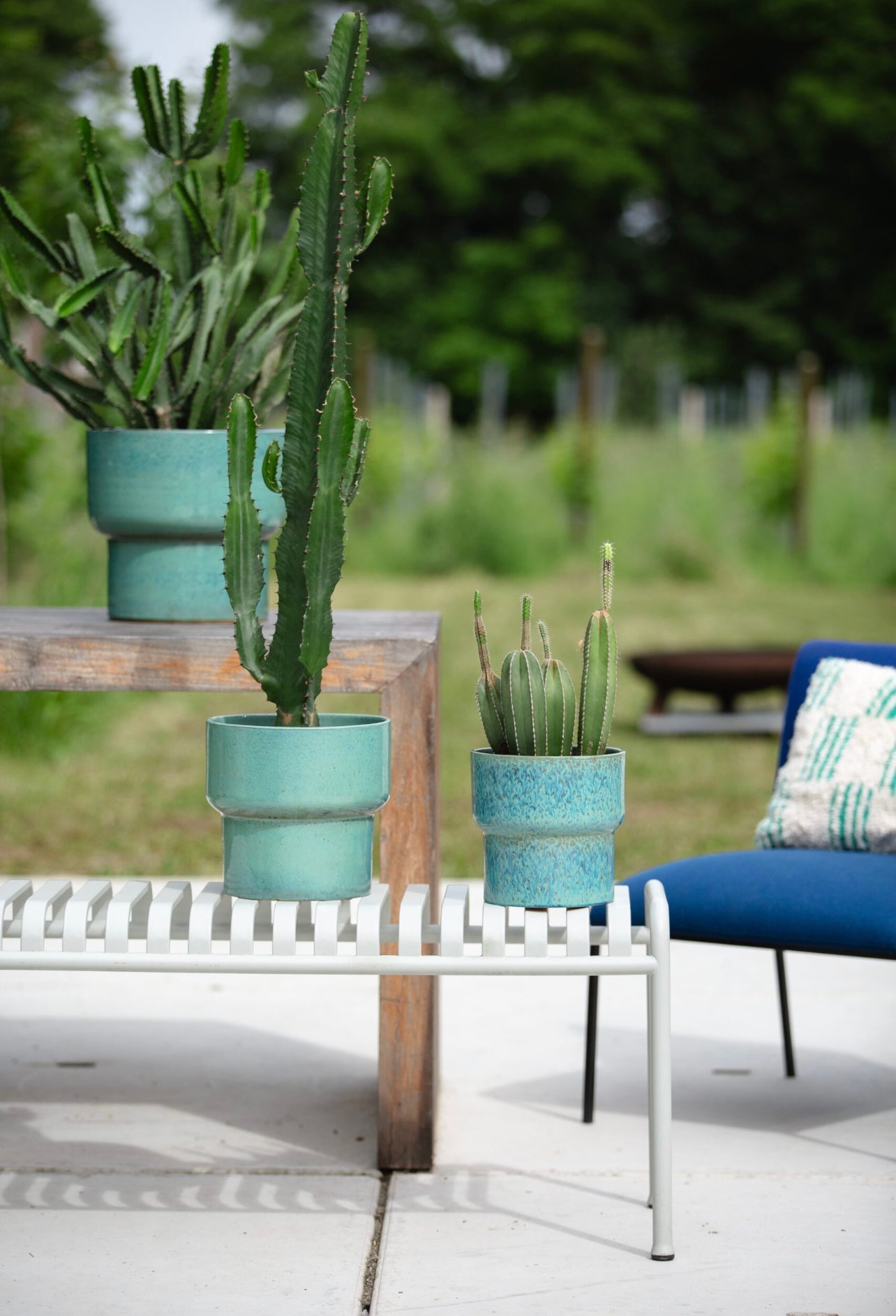 Bloempot Splanky groen met randje terra kleur