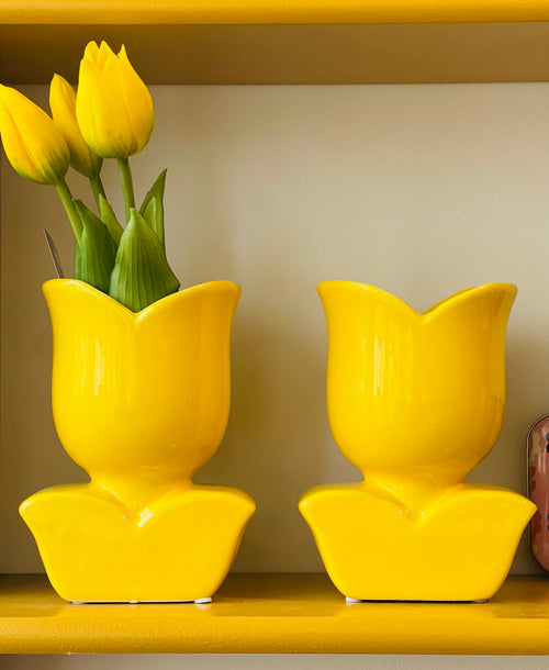 Bloempot geel bloemvorm